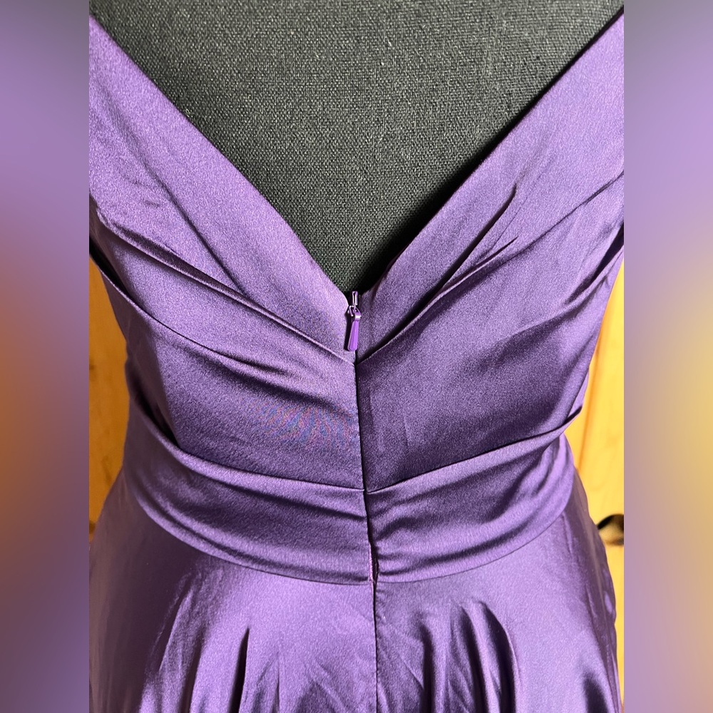 NWOT LA FEMME Plum Maxi Gown - Picture 8 of 9
